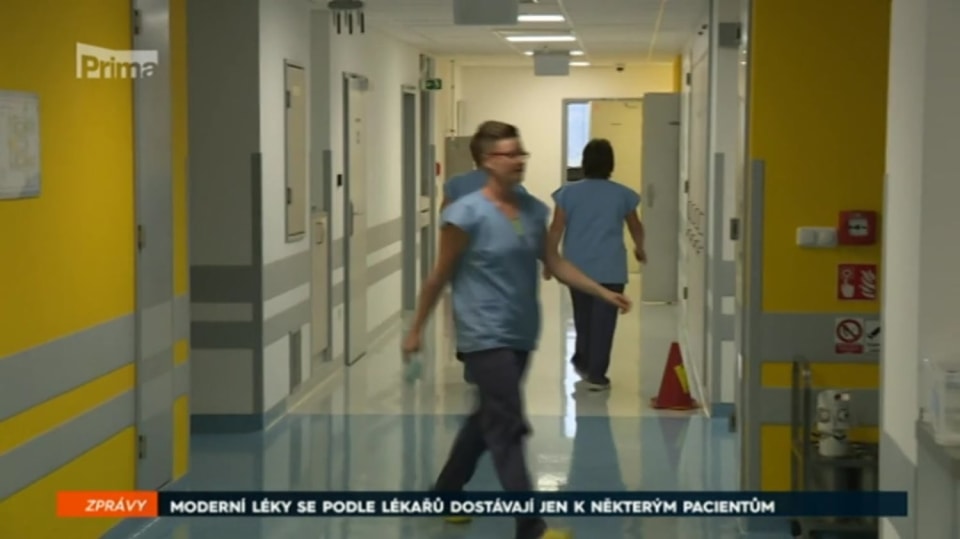 8. 11 . 2017 ZPRÁVY: MODERNÍ LÉKY SE PODLE LÉKAŘŮ DOSTÁVAJÍ JEN K NĚKTERÝM PACIENTŮM